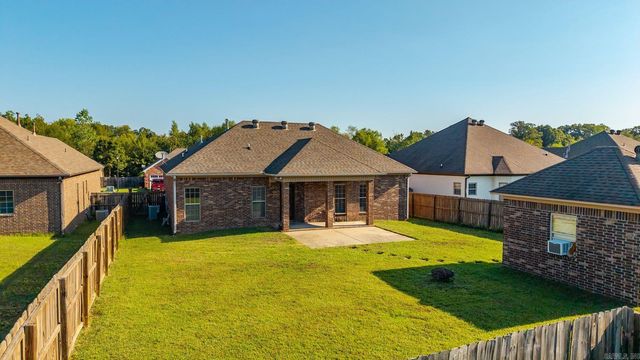 14 Oak Tree Circle, Conway, AR 72032