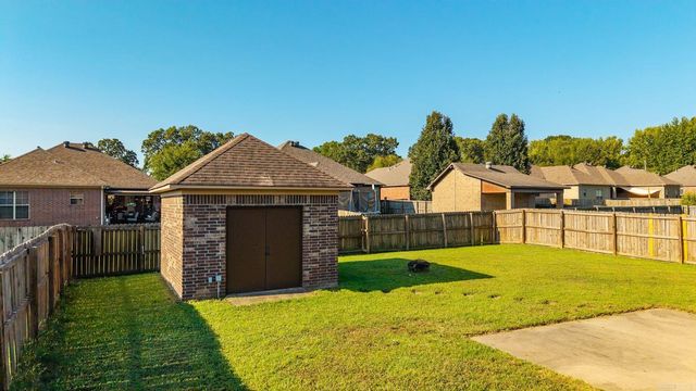 14 Oak Tree Circle, Conway, AR 72032