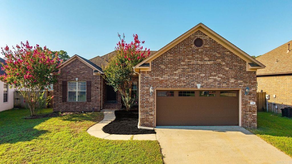 14 Oak Tree Circle, Conway, AR 72032