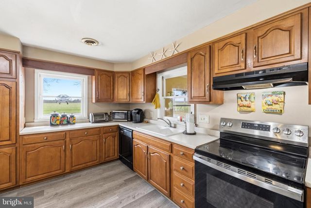 6446 SUICIDE BRIDGE RD, Hurlock, MD 21643