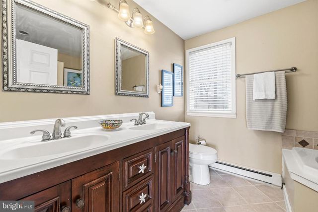 6446 SUICIDE BRIDGE RD, Hurlock, MD 21643