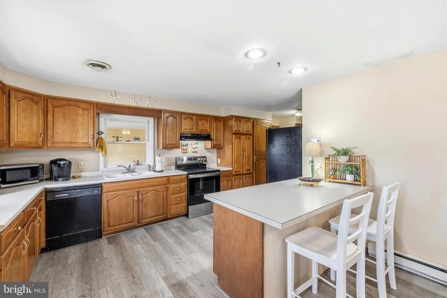 6446 SUICIDE BRIDGE RD, Hurlock, MD 21643