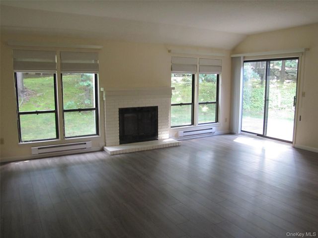 571 Heritage Hills F, Somers, NY 10589