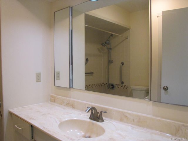 571 Heritage Hills F, Somers, NY 10589