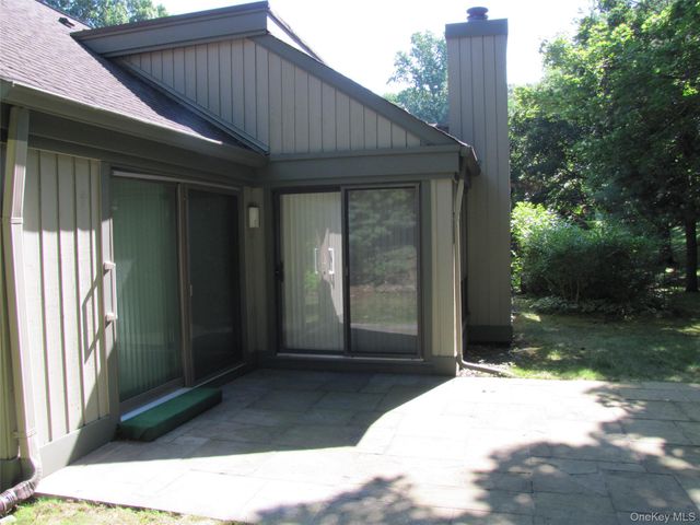 571 Heritage Hills F, Somers, NY 10589