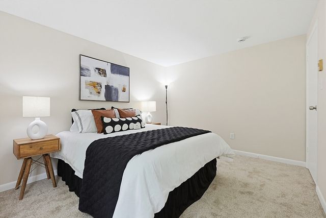 6 Bond Rd, Charlton, MA 01507