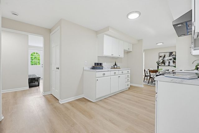 6 Bond Rd, Charlton, MA 01507