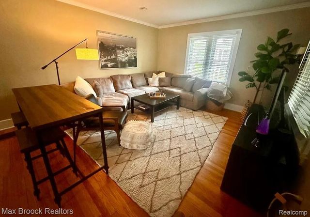 406 E 6th Street, Royal Oak, MI 48067