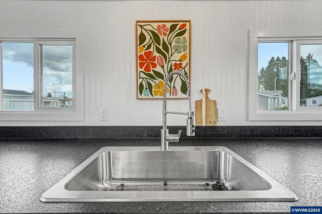 2200 Lancaster #14A Dr SE 14A, Salem, OR 97317