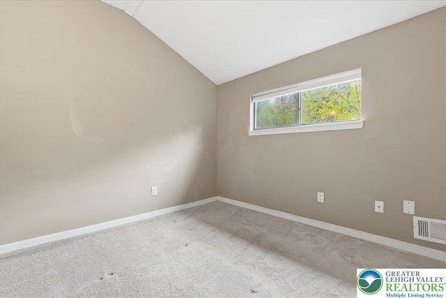 612 Mountain View Way, Lehman Twp, PA 18324