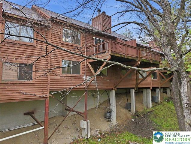 612 Mountain View Way, Lehman Twp, PA 18324