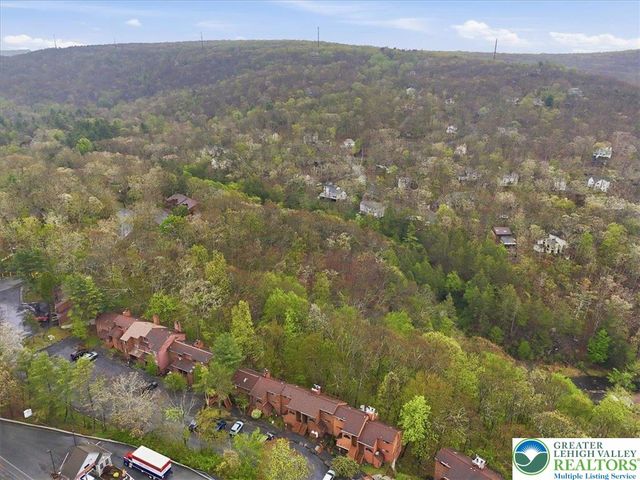 612 Mountain View Way, Lehman Twp, PA 18324
