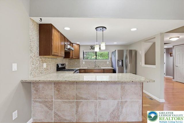 612 Mountain View Way, Lehman Twp, PA 18324