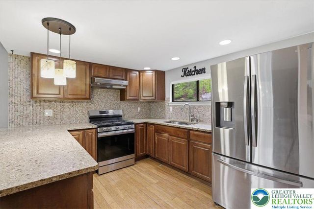 612 Mountain View Way, Lehman Twp, PA 18324