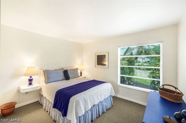 330 BALD EAGLE DR 2, Naples, FL 34105