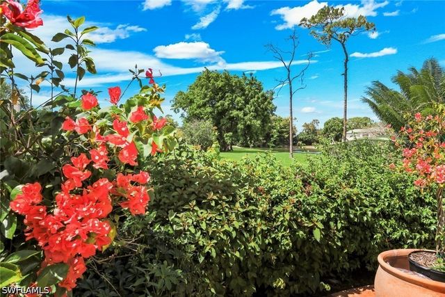 330 BALD EAGLE DR 2, Naples, FL 34105