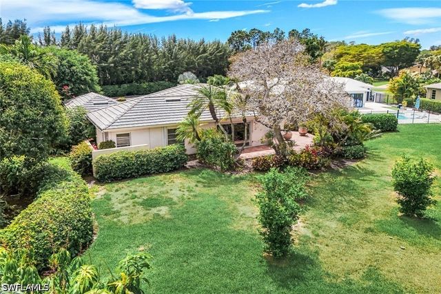 330 BALD EAGLE DR 2, Naples, FL 34105