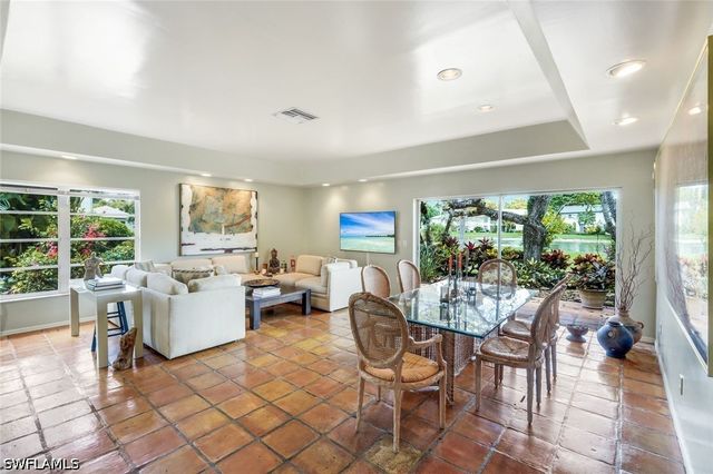 330 BALD EAGLE DR 2, Naples, FL 34105