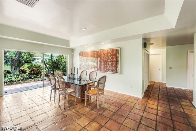 330 BALD EAGLE DR 2, Naples, FL 34105