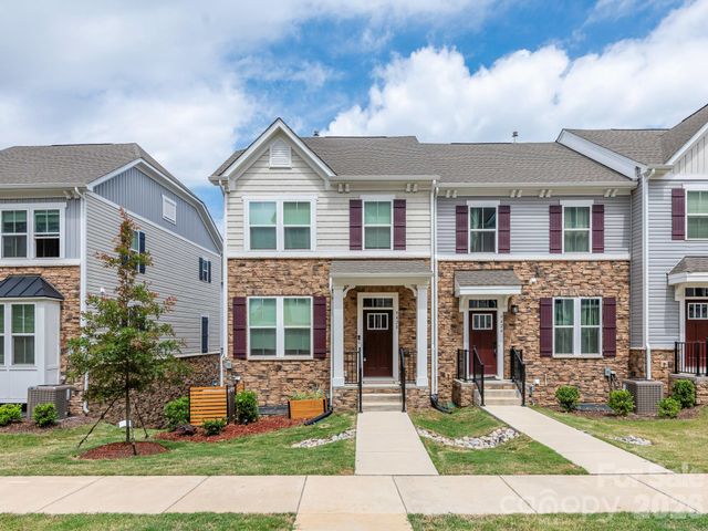 9420 Mallard Mills Drive, Charlotte, NC 28262