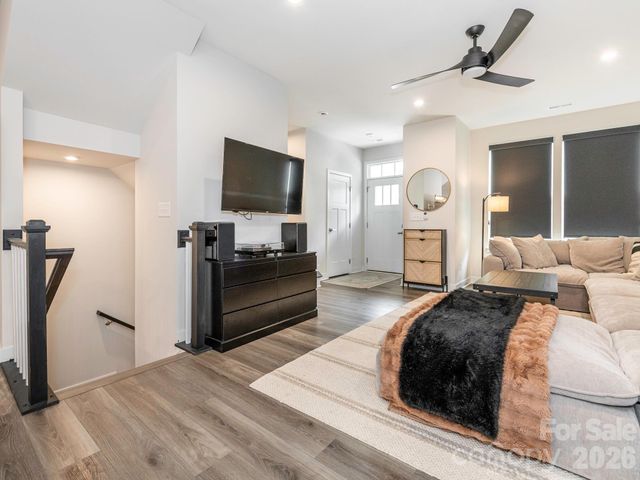 9420 Mallard Mills Drive, Charlotte, NC 28262