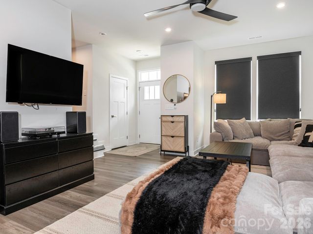 9420 Mallard Mills Drive, Charlotte, NC 28262