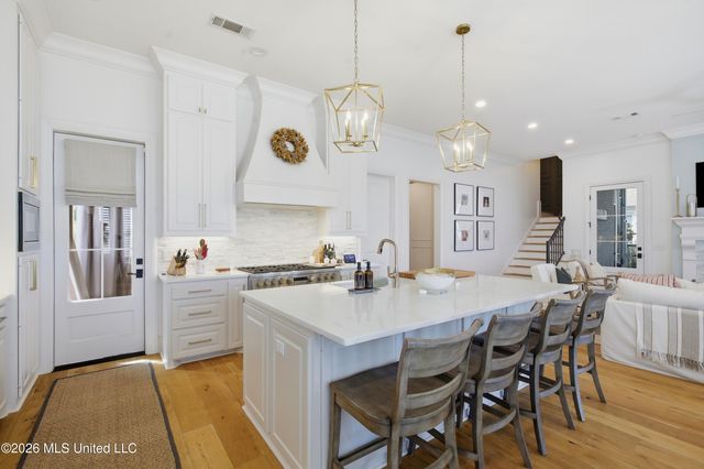 124 N Natchez Drive, Madison, MS 39110