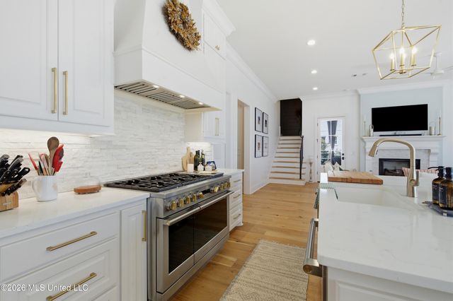 124 N Natchez Drive, Madison, MS 39110