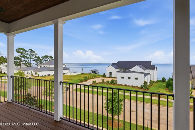 124 N Natchez Drive, Madison, MS 39110