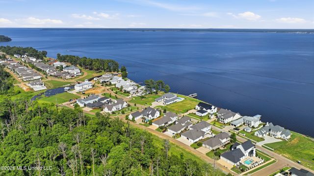 124 N Natchez Drive, Madison, MS 39110