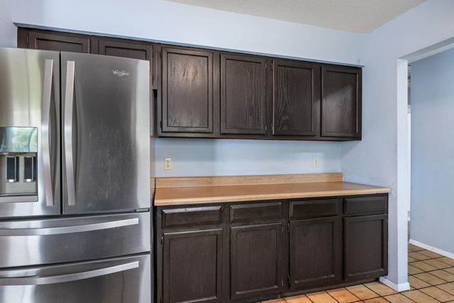 6707 E Pepperwood Ct, Wichita, KS 67226