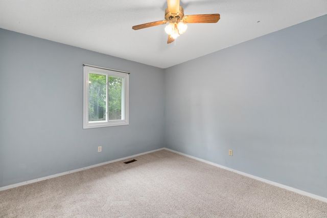6707 E Pepperwood Ct, Wichita, KS 67226