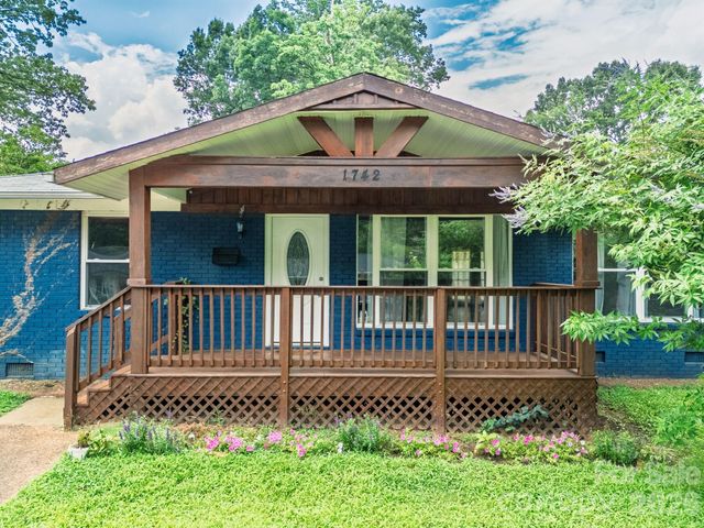 1742 Herrin Avenue, Charlotte, NC 28205