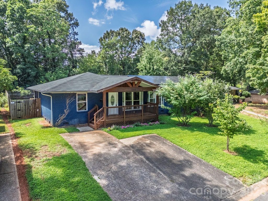 1742 Herrin Avenue, Charlotte, NC 28205