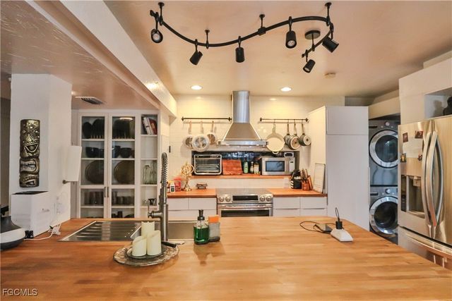 3666 Princeton ST, Fort Myers, FL 33901