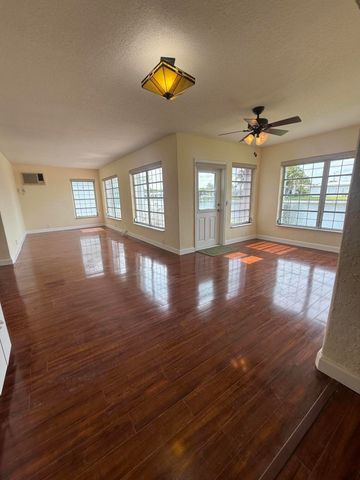 8304 NW 59th Street, Tamarac, FL 33321