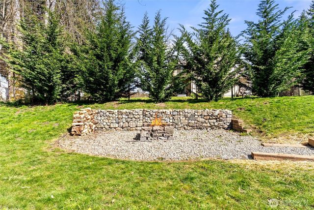 35616 94th Avenue S, Yelm, WA 98558