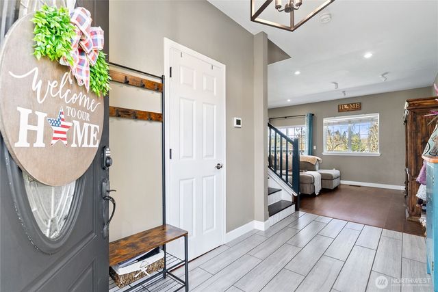 35616 94th Avenue S, Yelm, WA 98558