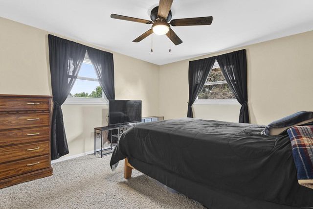 1396 PONDEROSA AVENUE, Green Bay, WI 54313