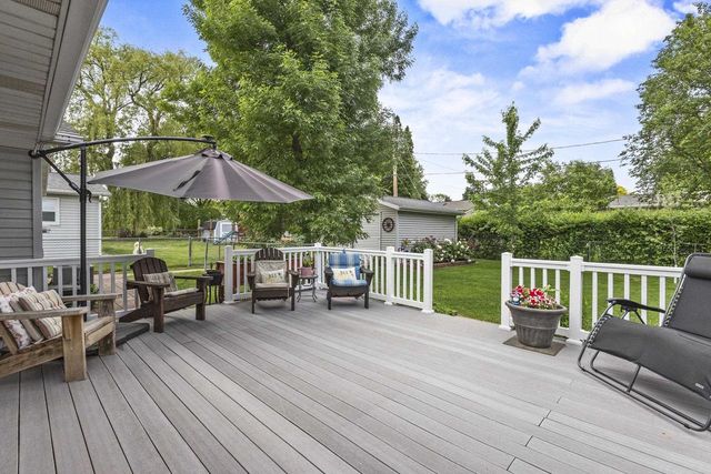 1396 PONDEROSA AVENUE, Green Bay, WI 54313