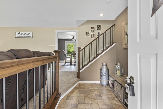 1396 PONDEROSA AVENUE, Green Bay, WI 54313