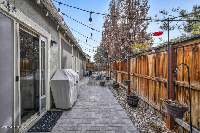 519 N Sand Crane Circle, Sparks, NV 89436