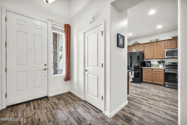 519 N Sand Crane Circle, Sparks, NV 89436