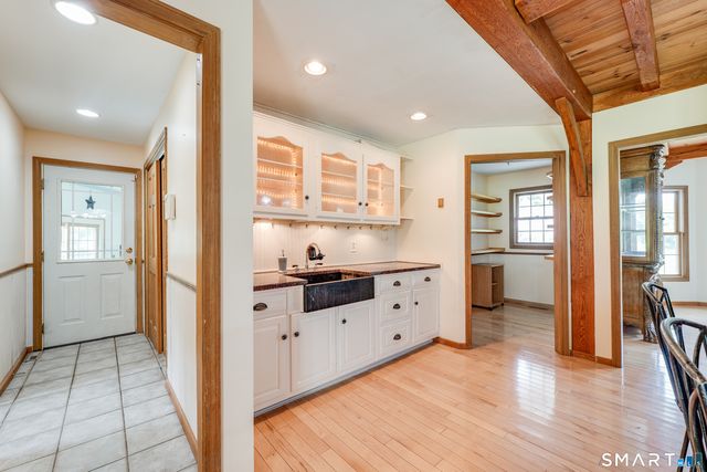 904 South Grand Street, East Granby, CT 06026