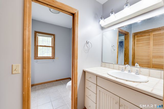 904 South Grand Street, East Granby, CT 06026