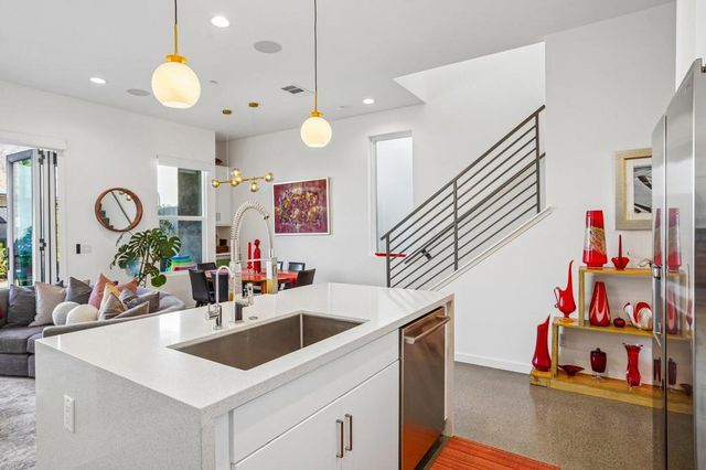 2699 Majestic Way, Palm Springs, CA 92262