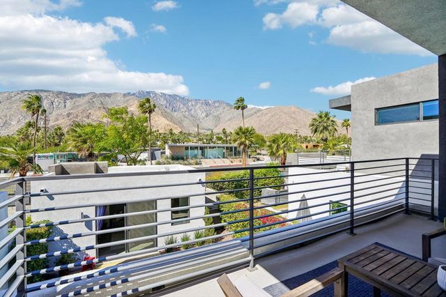 2699 Majestic Way, Palm Springs, CA 92262