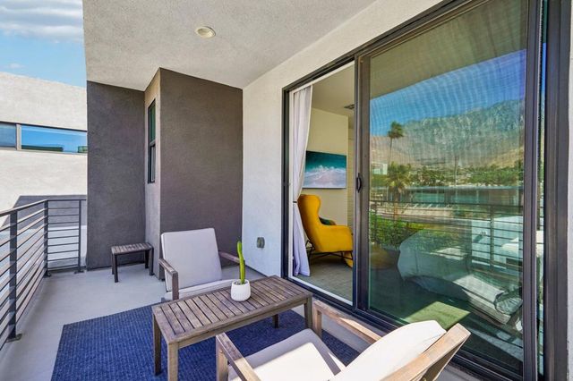 2699 Majestic Way, Palm Springs, CA 92262