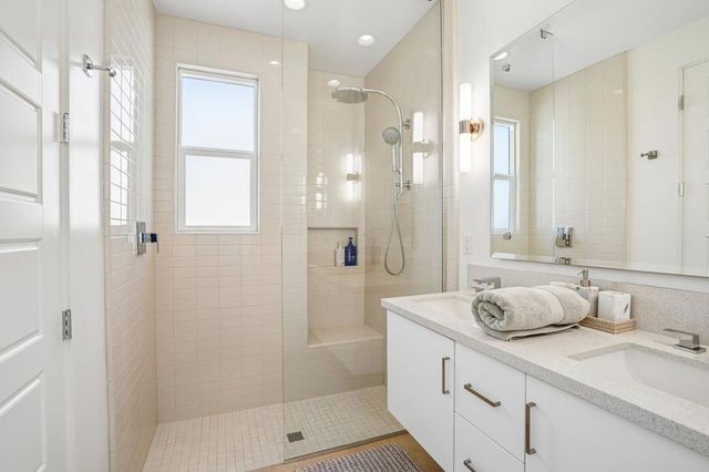 2699 Majestic Way, Palm Springs, CA 92262