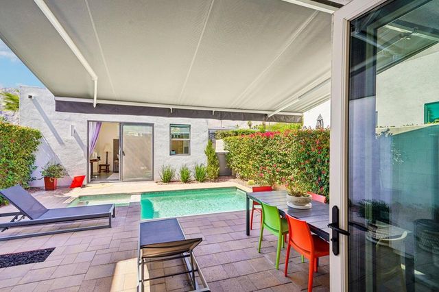 2699 Majestic Way, Palm Springs, CA 92262